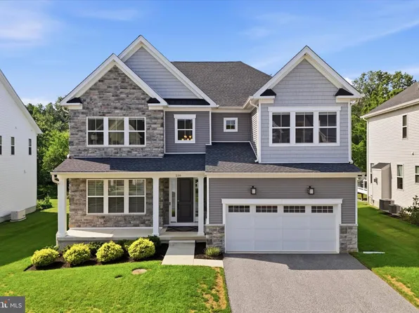 236 Lily Ln, Kennett Square, PA 19348