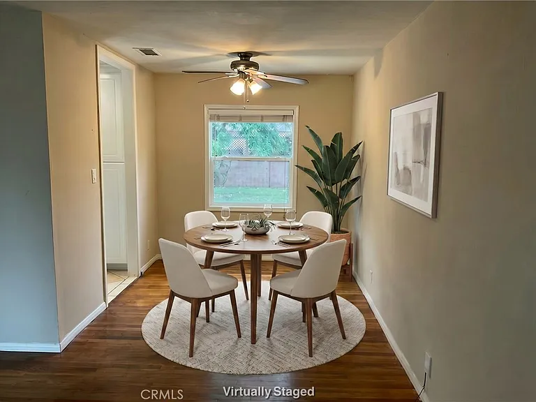 5934 White Oak Ave — Photo 8