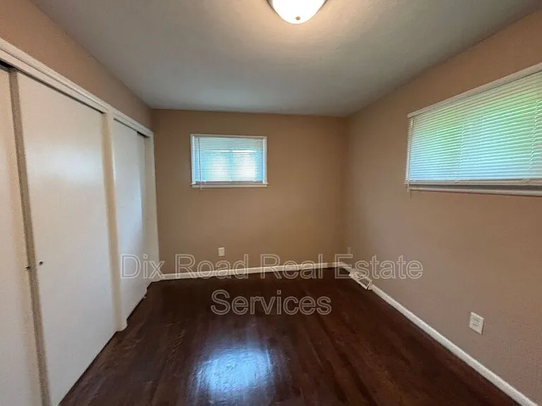 4984 State Route 122 — Photo 25