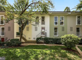 215 G St SW #131, Washington, DC 20024
