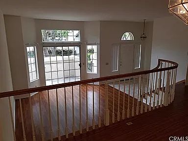 Specious Living room overlooking the Patio