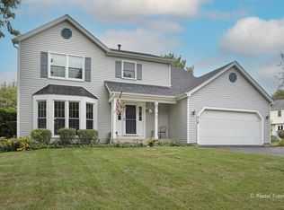 418 Candlewood Trl, Cary, IL 60013