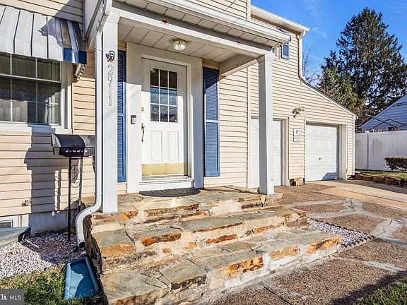 3rd image of 2911 Mercer Quaker Rd