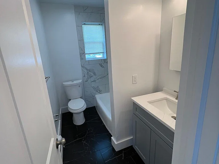 211 Paterson Ave #8 — Photo 6