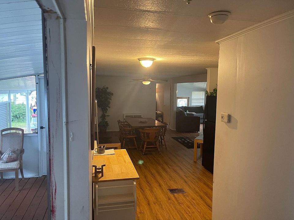 entrance into the unit