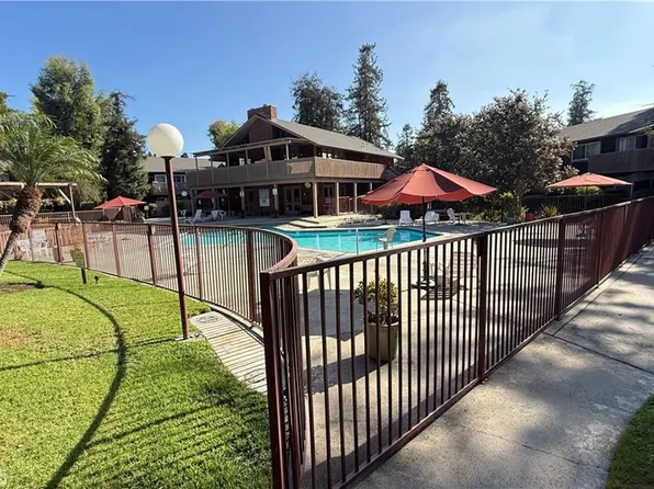 1082 Cabrillo Park Dr #D, Santa Ana, CA 92701