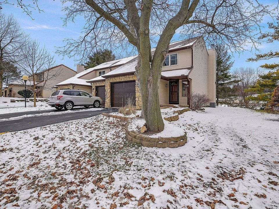 1st image of 204 Williamsburg Way Ct