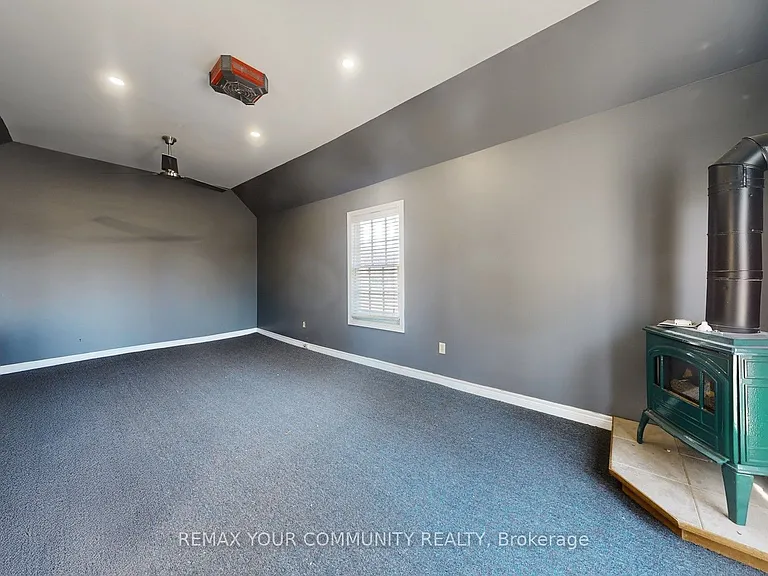 4219 Stouffville Rd — Photo 35