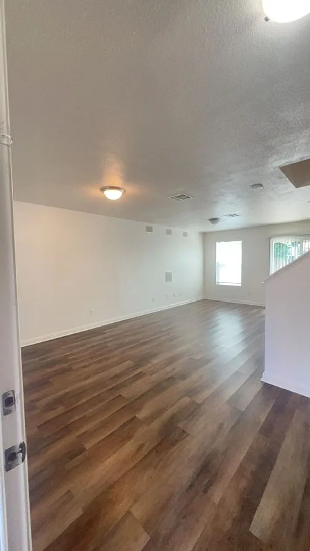 3749 Compass Point, Merced — Photo 4