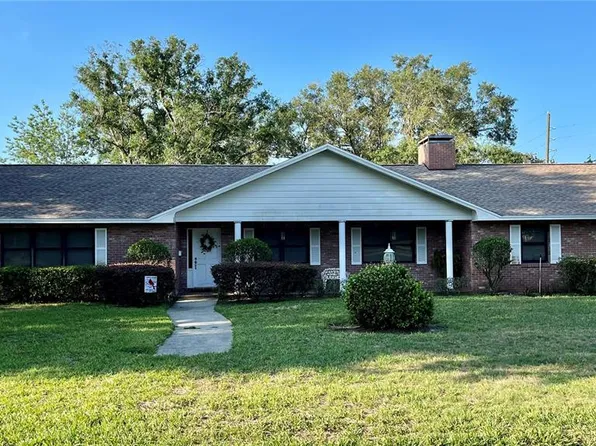 202 4th St NE, Fort Meade, FL 33841