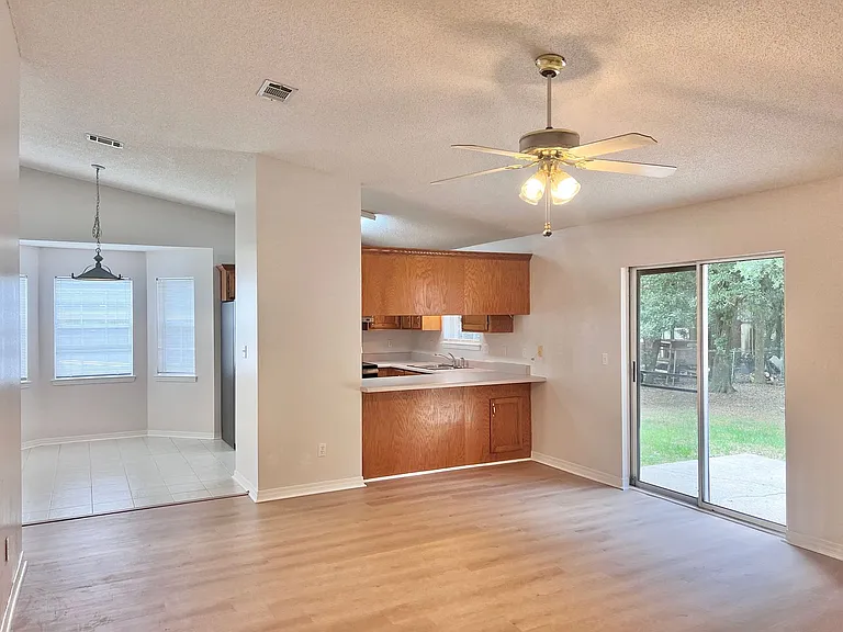 5721 Bronco Pl — Photo 2