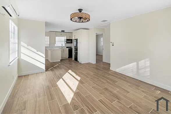 2 bed, $1,700 — Photo 4