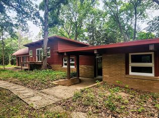 92 County Road 2000 N, Mahomet, IL 61853