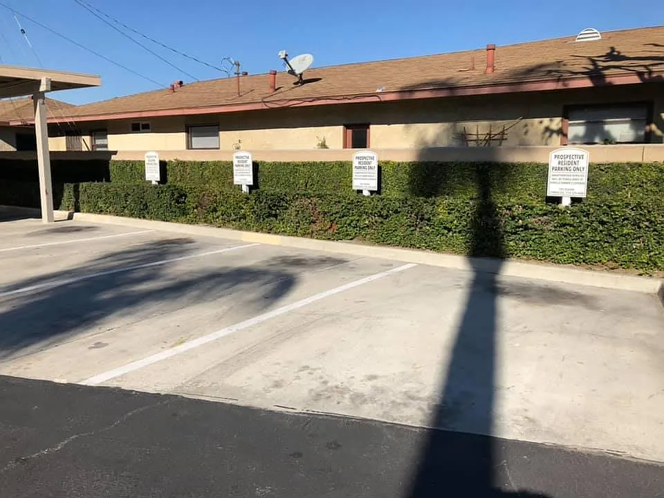 2 bed, 950 sqft, $2,650 — Photo 3