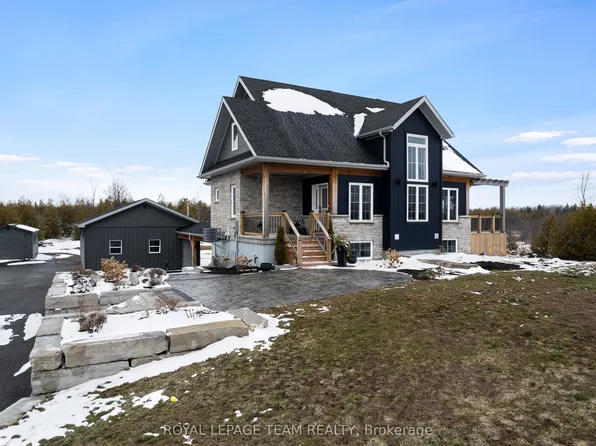 114 Charles Holden Ave, Merrickville Wolford, ON K0G 1N0