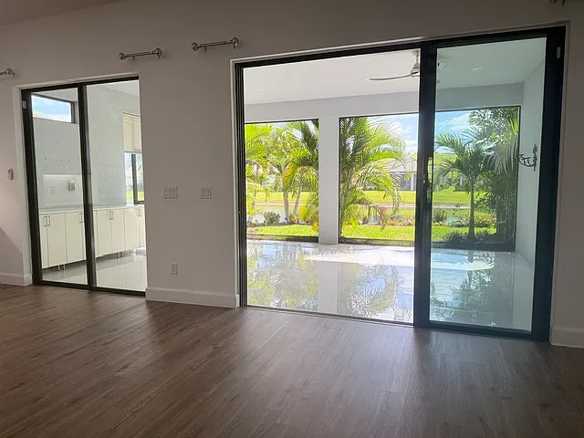 6289 Mesa Gln — Photo 14