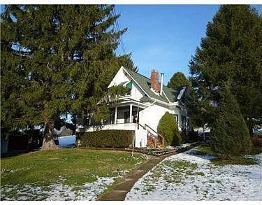 4978 Lakewood Rd photo 1