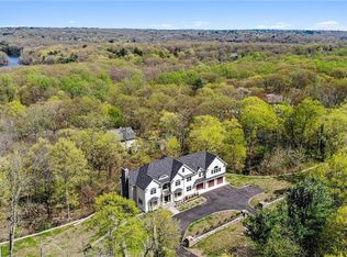 2853 High Ridge Rd, Stamford, CT 06903