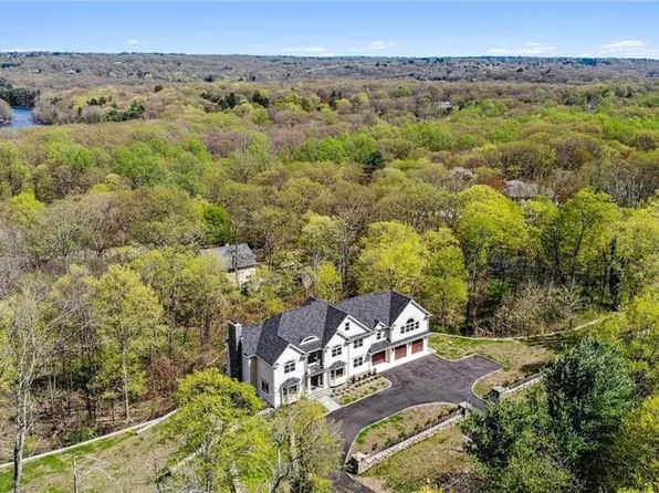 2853 High Ridge Rd, Stamford, CT 06903