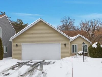 22 Loudonwood East, Loudonville, NY, 12211