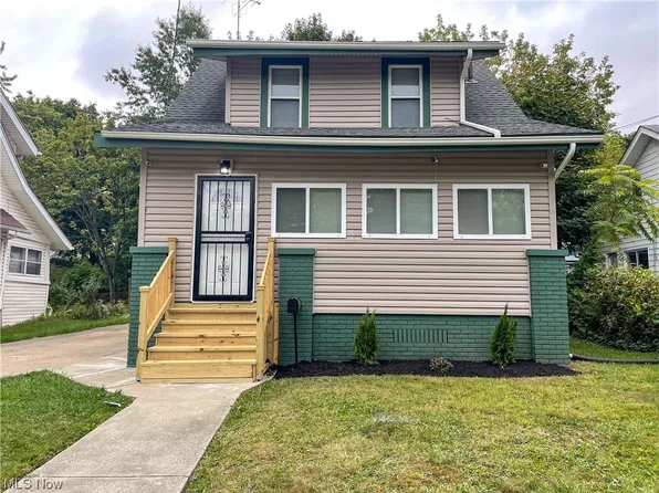 545 Noah Ave, Akron, OH 44320