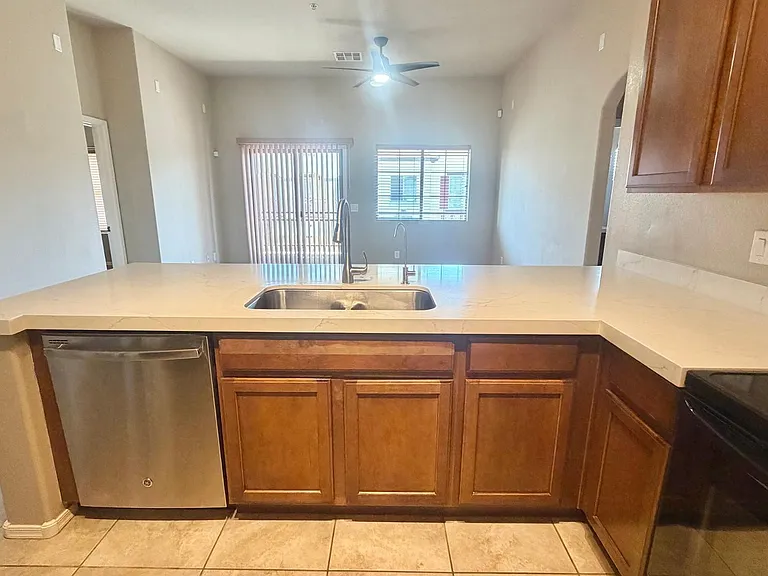 2725 E Mine Creek Rd #2172 — Photo 7