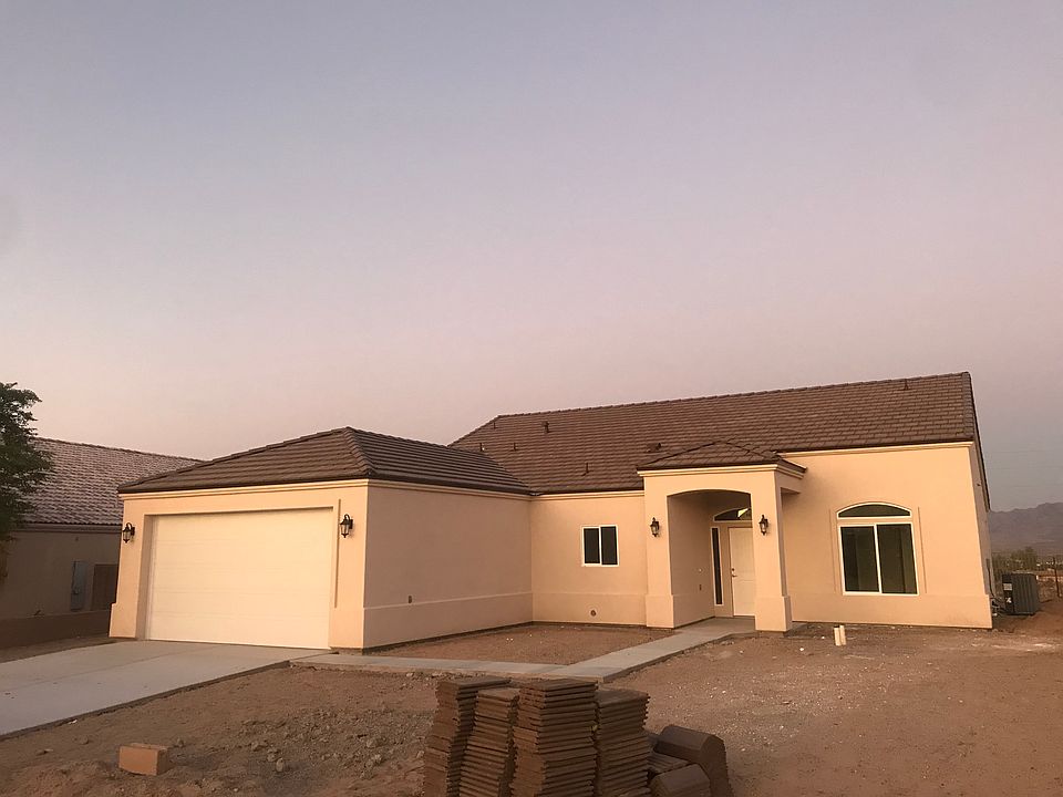 1st image of 2030 E Mesa Verde Way