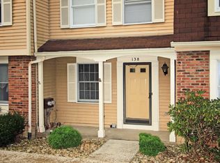138 Scott Ln, Venetia, PA