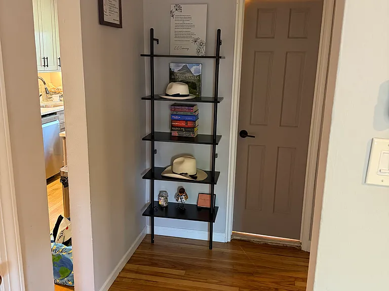 122 Edmunton Dr #C8 — Photo 2