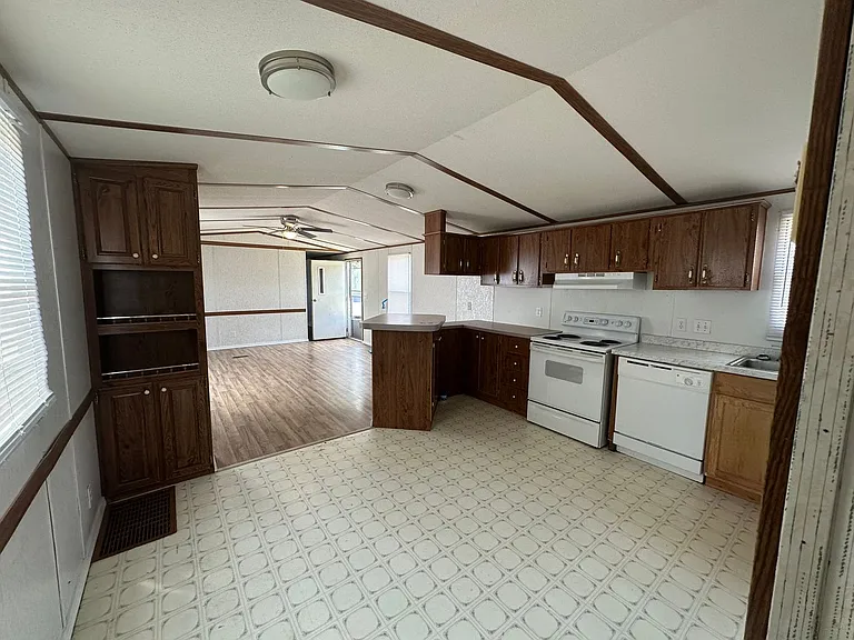 153 Cb Daniels Sr Rd — Photo 3