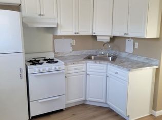 24008 144th Ave, Rosedale, NY 11422