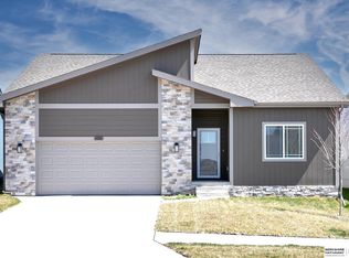 4905 N 180th Ave, Elkhorn, NE 68022
