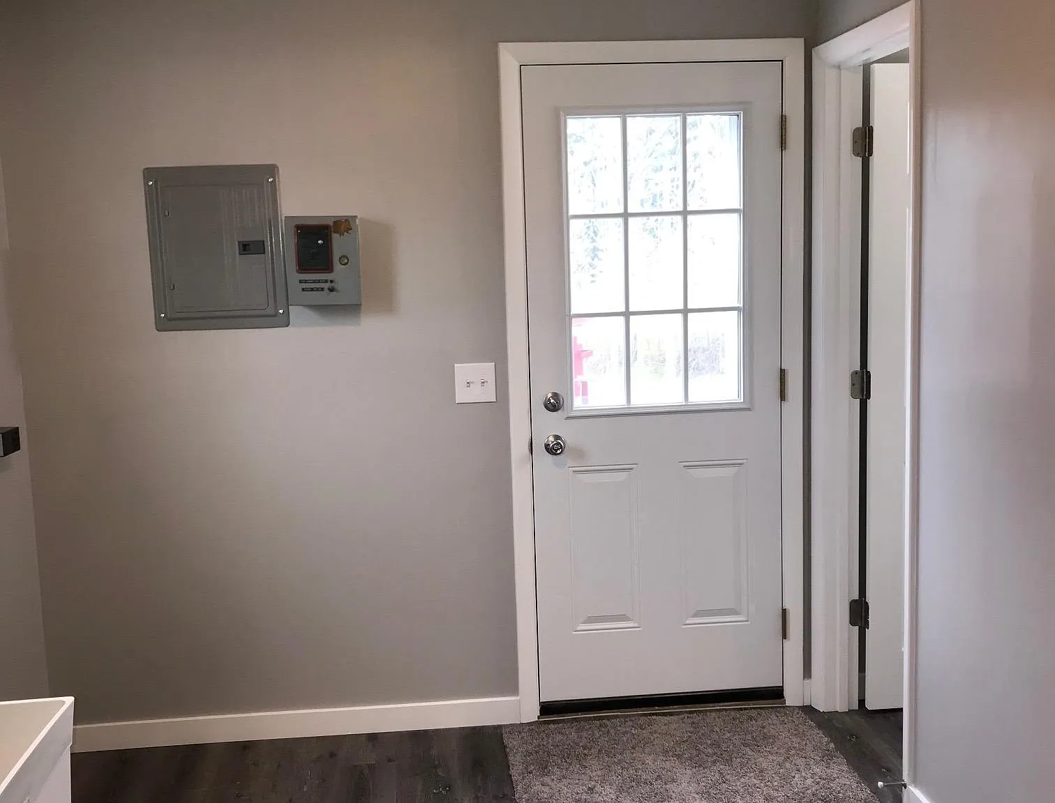 4 bed, 1.5 bath, 1500 sqft, $1,495 — Photo 1