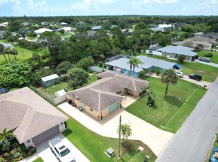 985 George St, Sebastian, FL 32958