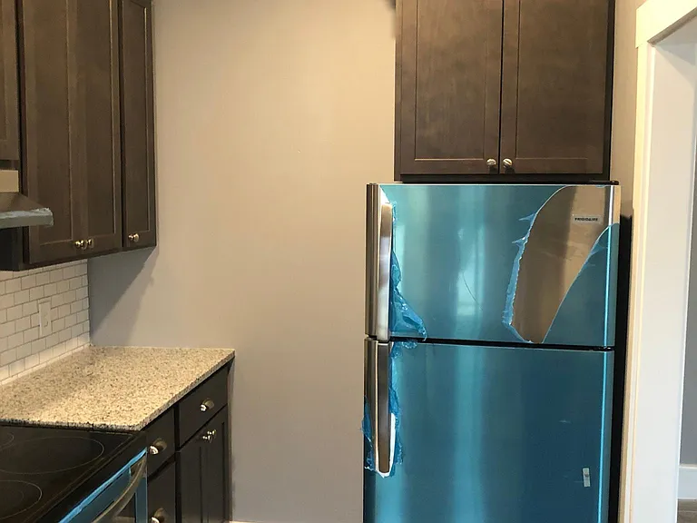 217 Kings Hwy E #2 — Photo 2