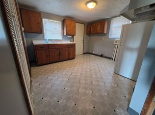 309 W 8th St, Muncie, IN 47302