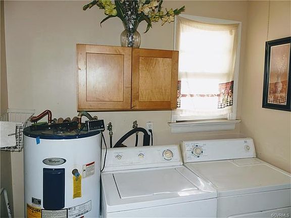 5th image of 603 E Gladstone Ave