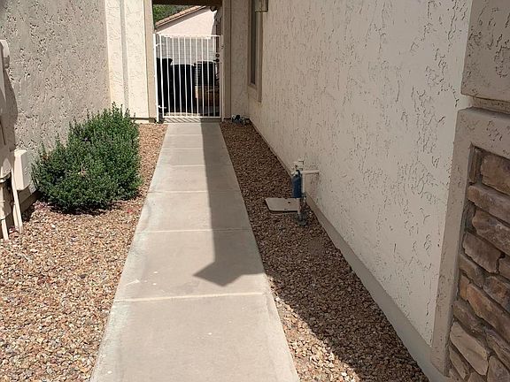 2nd image of 83 S Laveen Pl