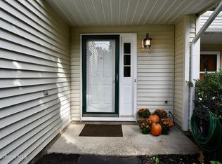 127 Tallow Wood Dr, Clifton Park, NY 12065