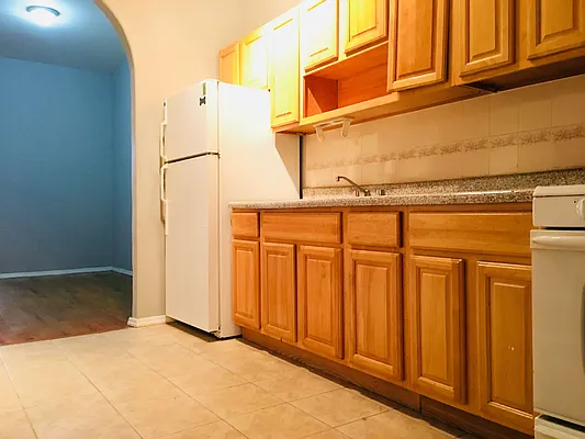 Rented by Nooklyn NYC LLC | media 17