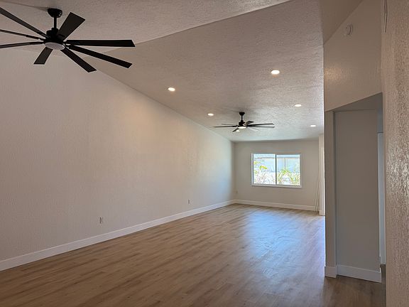 4th image of 693 Harvey St #693