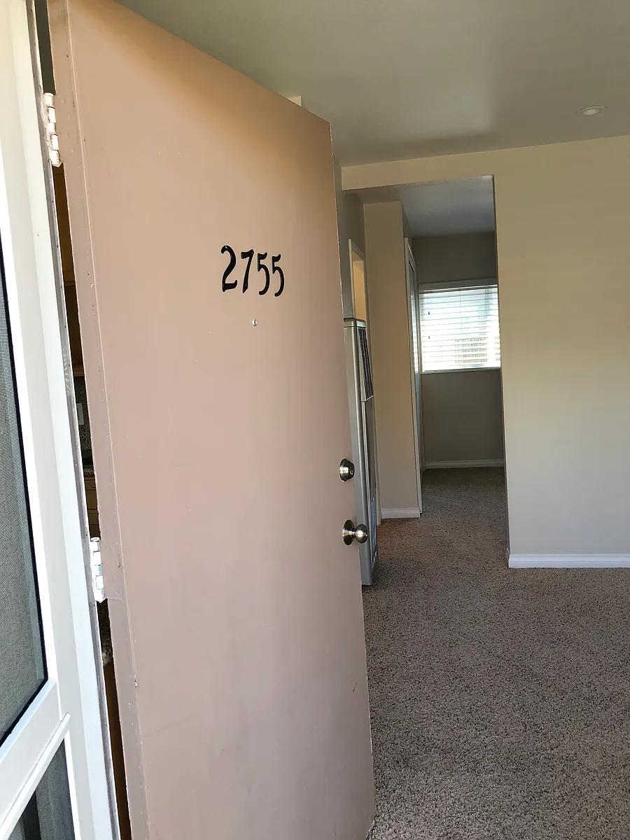 Building Photo - 2755 Pierpont Blvd #2755
