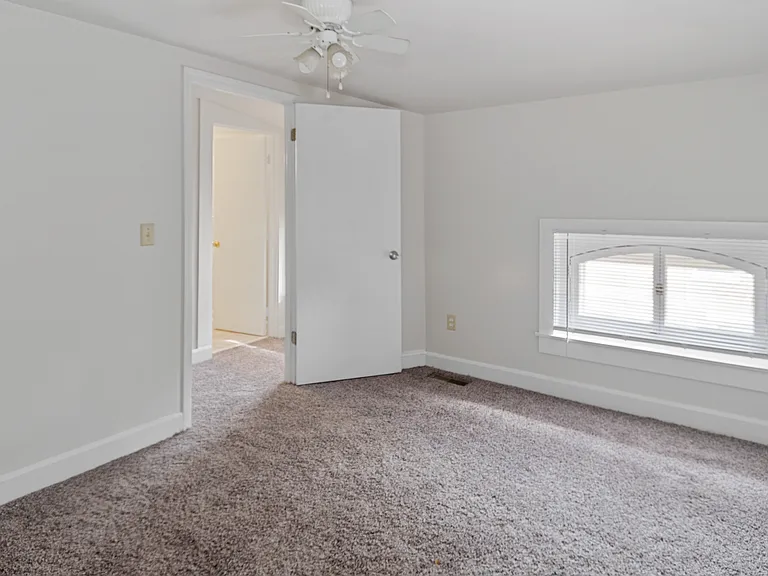 922 S 6th St #5 — Photo 14