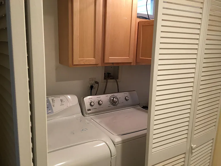 2915 Asbury St — Photo 16