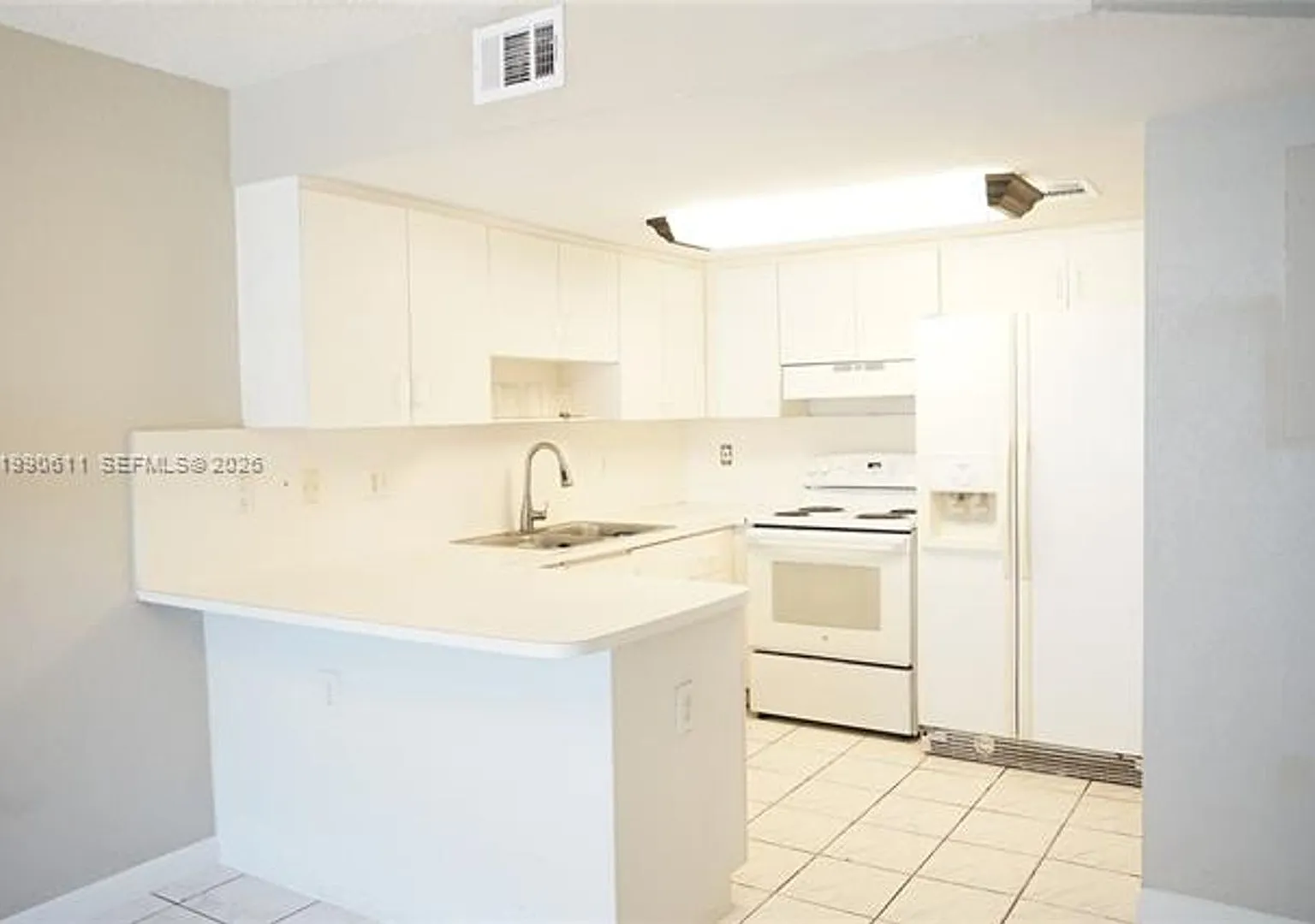 331 NW 82nd Avenue cu-1303, Miami, FL 33126 — Photo 1