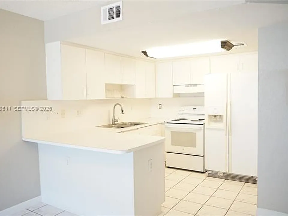 331 NW 82nd Ave #CU-1303