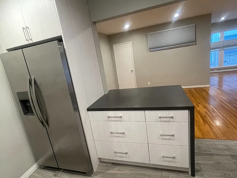 348 S Elm Dr #5 — Photo 5