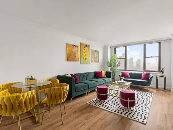 301 East 79th Street image 1 of 11