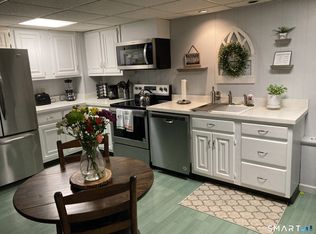 65 Hard Hill Rd, Woodbury, CT 06798