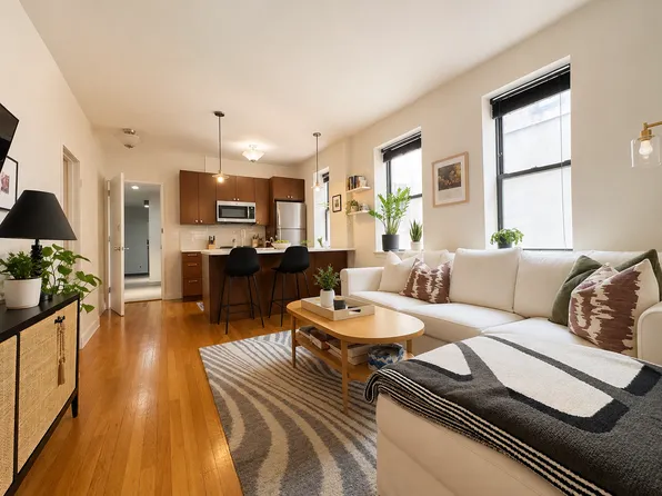 12 Charles St APT 4A, New York, NY 10014